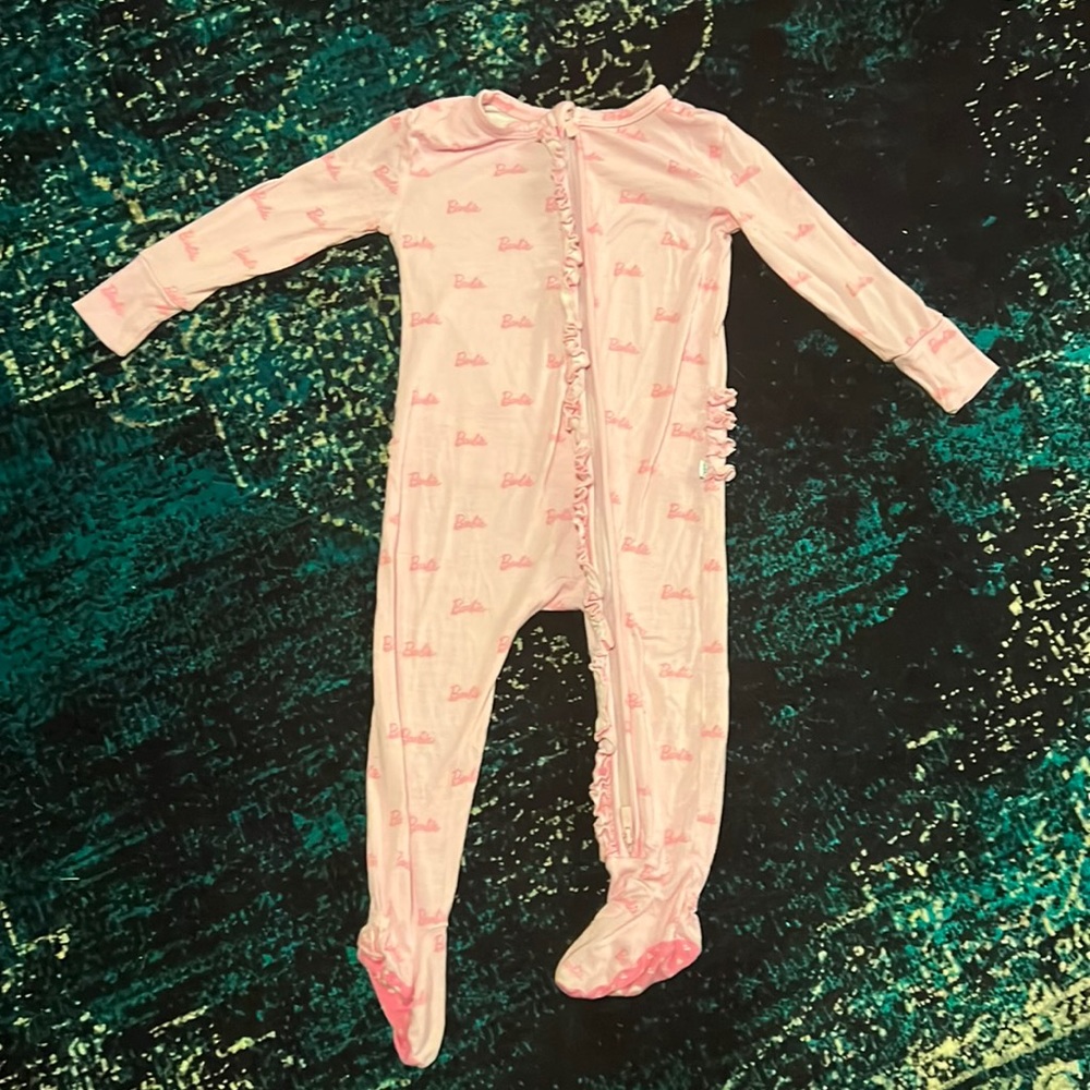 Barbie 💖 Posh Peanut Zippered Footie